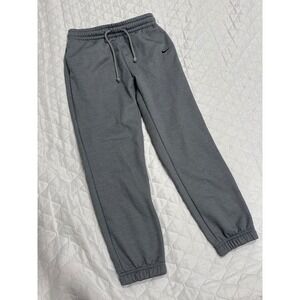 Nike Women's Small therma-fit joggers
